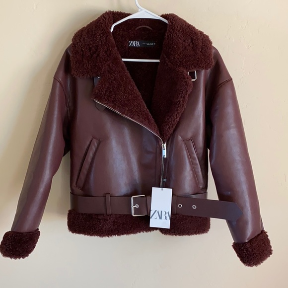 Zara Jackets & Blazers - Zara Burgundy Faux Leather Jacket with Faux Fur Lining Size: XS